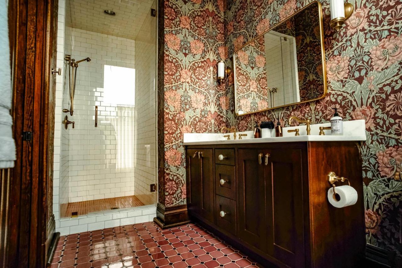 Villa Henrie House I Luxury 4Br Downtown Historic Gem With Library & Patio Nashville Exterior foto
